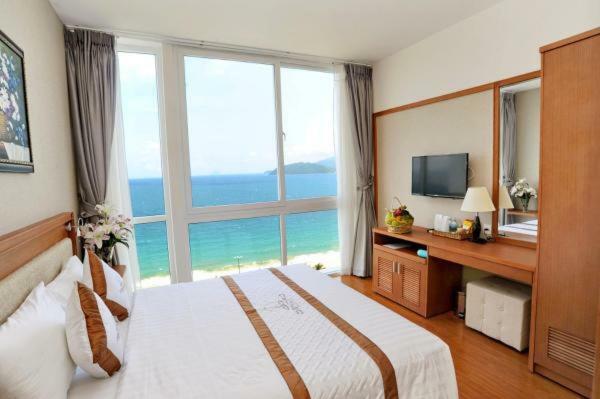 Dendro Beachfront Hotel Nha Trang Extérieur photo